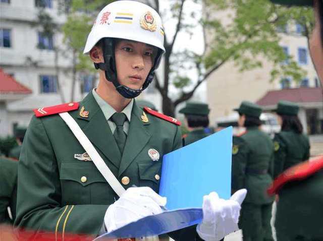 部队里这种兵种不一样,这种兵种军官见了都害