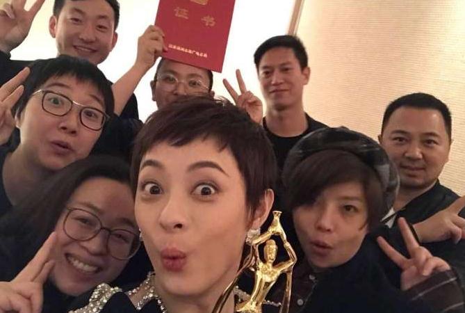 邓超发图回怼孙俪: 忽视他的付出和地位! 自己p图狂刷