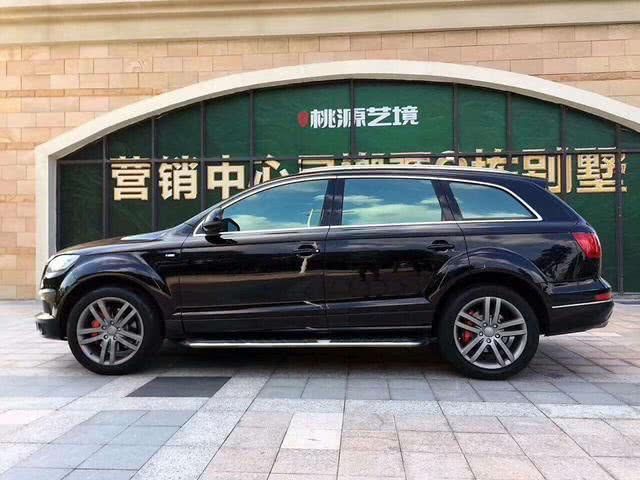 12万出售奥迪，普通家庭存一年钱就能买到，16的外观09的车