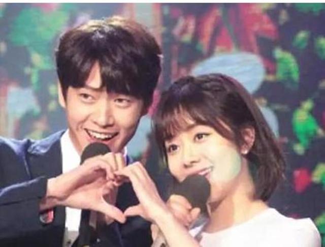 当红男星和女生互动,范丞丞娇羞,刘昊然钢铁直