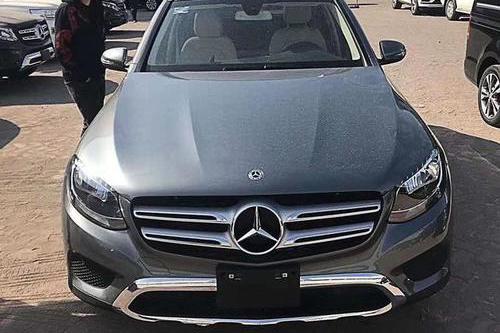 奔驰GLC300 居然为什么会这样？