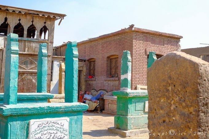 探访埃及死人城|地下埋着死人, 地上生活着活