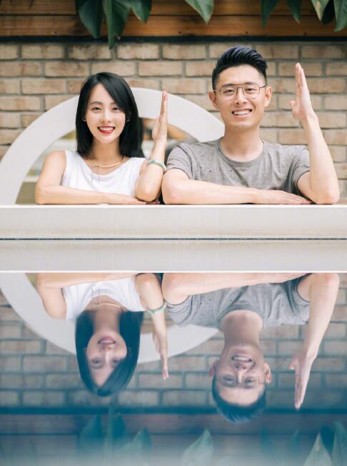 张嘉倪二胎产子晒一家四口全家福，儿子小名被老公买超曝光