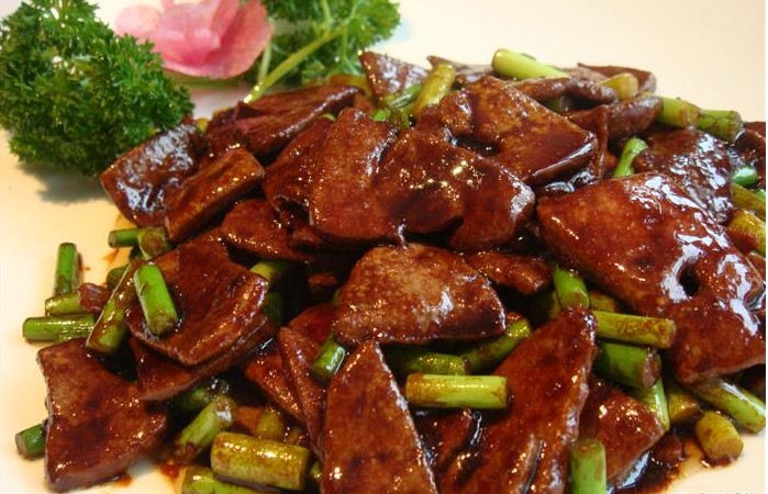 鲜孩子介么做猪肝图片都爱吃,上桌几分钟就被抢光了泡绿豆老人图片