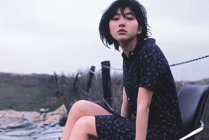 她是日本二十世纪最后一个美少女，为何却走上叛逆人生？