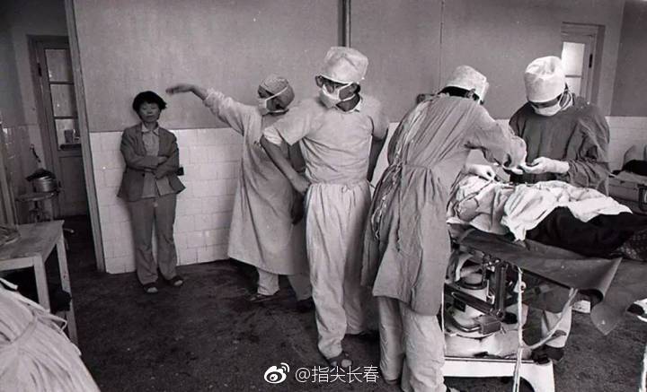90年代,陕西临潼县计划生育结扎突击队,看了心酸!