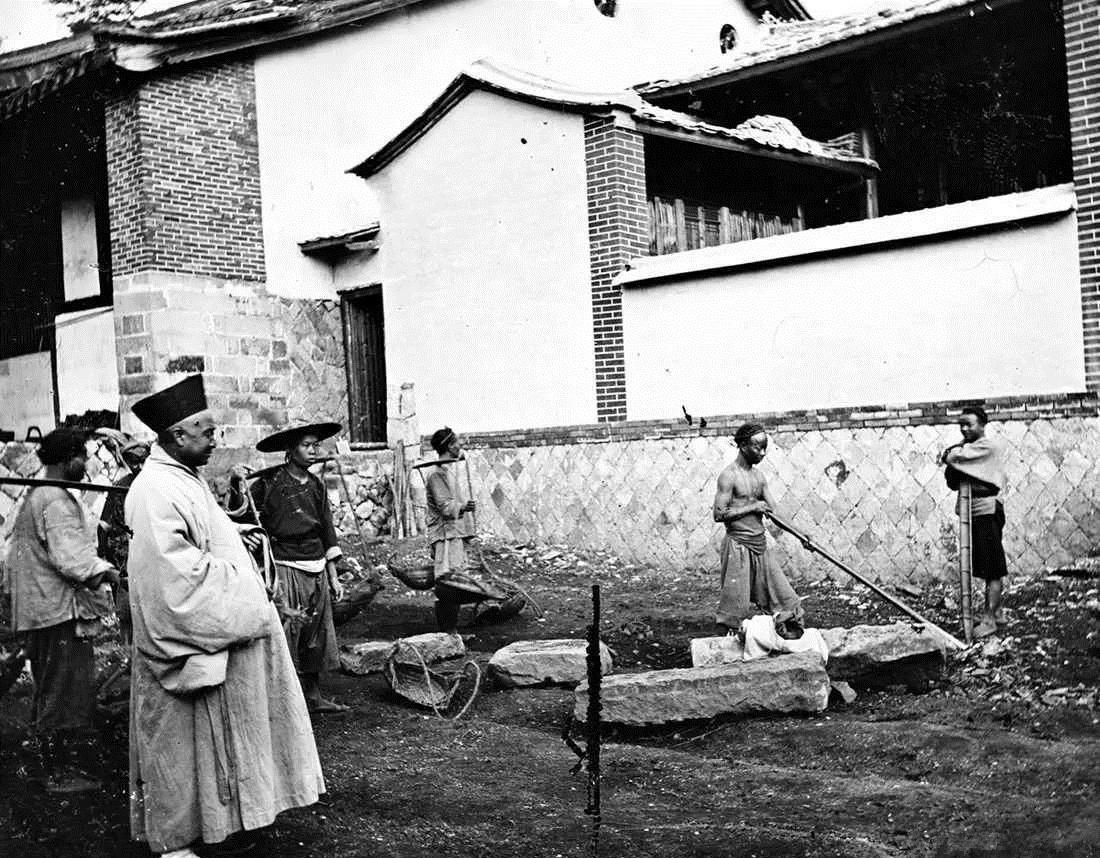 英国人拍摄的百年前晚清社会, 和想象中的晚清