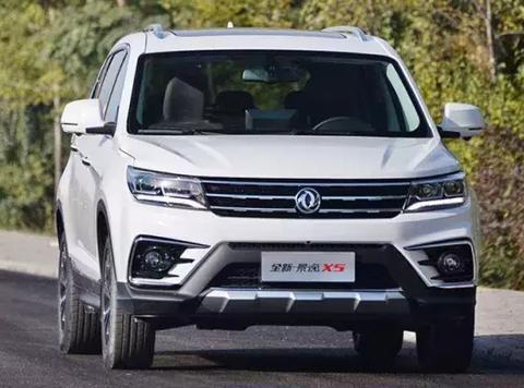 这车8年/16万质保，保养终身免费