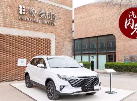 造型犀利激进的SENIA R7C , 将“平价轻奢”理念进行到底