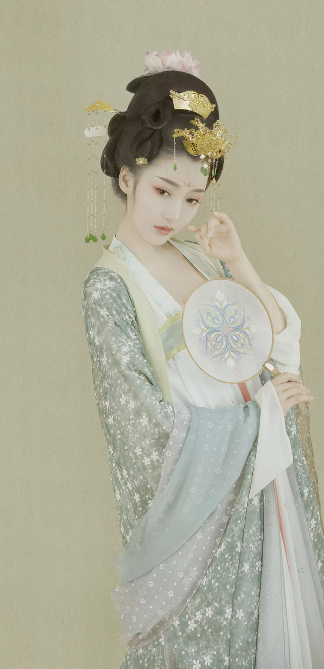 古代妇女头饰 ---笄,簪,花钗,篦,钿花
