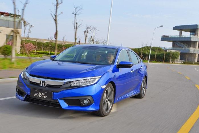 老司机必买的三款手挡车型，开上就是人车合一，油耗动力双满足