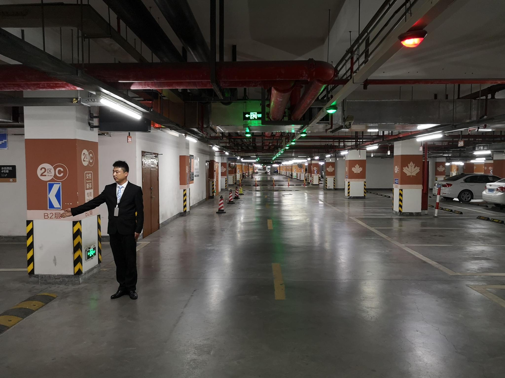 平战结合宁波地下商业王国彰显人防元素
