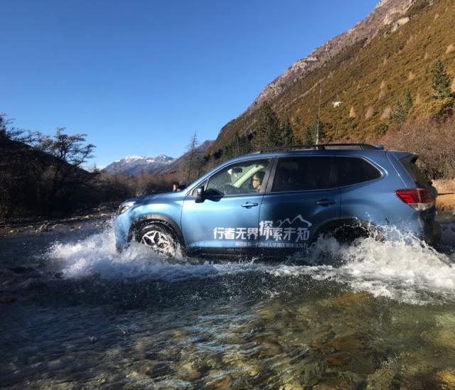 Լ22.38ĽSUVһɭ˷ѩɽԽҰѹ