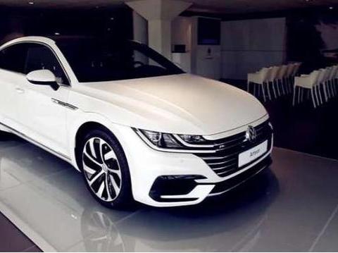 大众全新B级车即将入华！仅20万，比凯美瑞漂亮十倍，谁还买迈腾