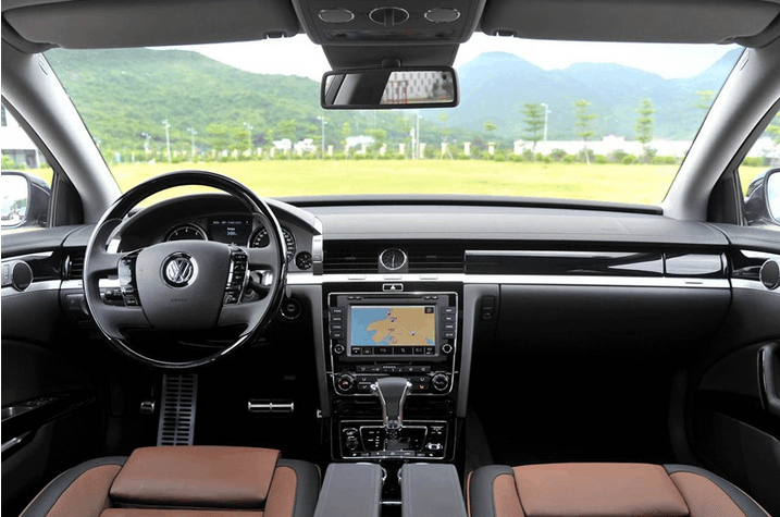 56万乞丐版大众辉腾到底比288万旗舰辉腾W12差在哪里?