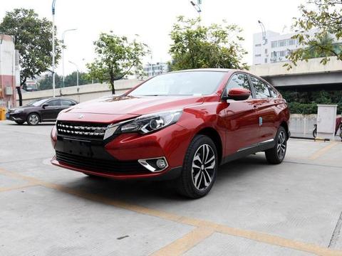 外观不输本田歌诗图、宝马X6的溜背车，15万拿高配启辰T90