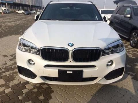 18款宝马X5中东版3.0T 8速自动变速箱 同级别车辆中最高效的车型