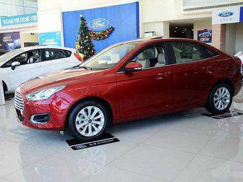 全新福特福睿斯合资家轿新典范，高配不到13万的大品牌合资家轿