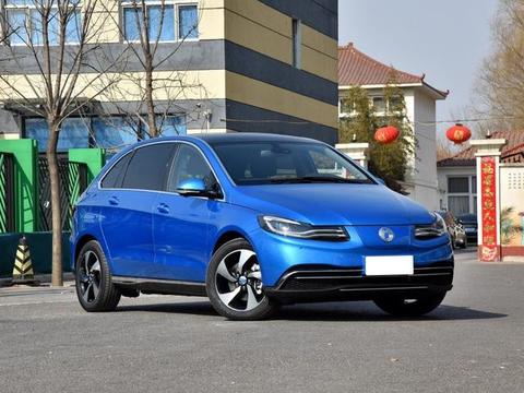 比亚迪太狠了，新车续航里程超600KM，售价30万挑战特斯拉