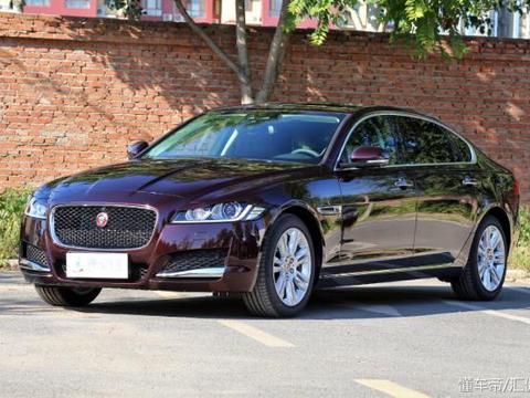 这款车刚上市就降13万，依旧卖不动又降18.8万，背后遭遇了什么？