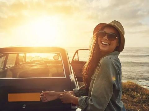 别羡慕国外车便宜了！10万预算买车，中国比美国更划算！