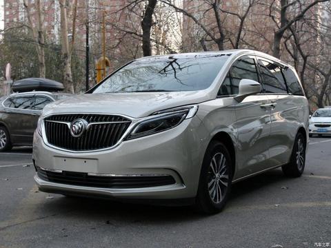 聪明人都买这车，空间大 动力强劲，价格不贵，关键是面子足！