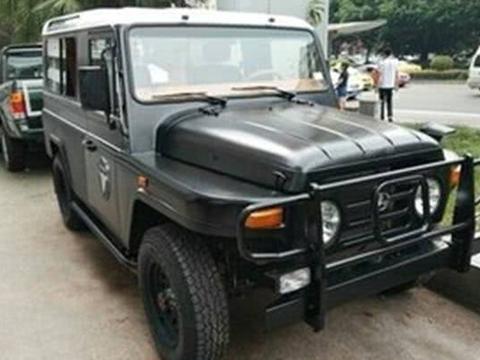 这才是中国的第一神车！外观内饰帅到爆