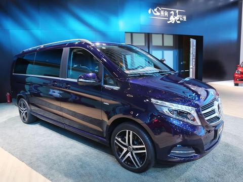 成功人士座驾，限量臻藏版 奔驰V260L，宽阔的空间，配航空座椅