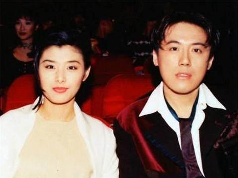 17岁恋上张宇，还为他写歌，今开宝马Z4，却有一首歌张宇不愿唱