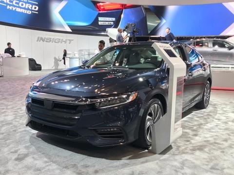 纽约车展新车集锦——轿车篇，全新卡罗拉、蒙迪欧等，一次看个够