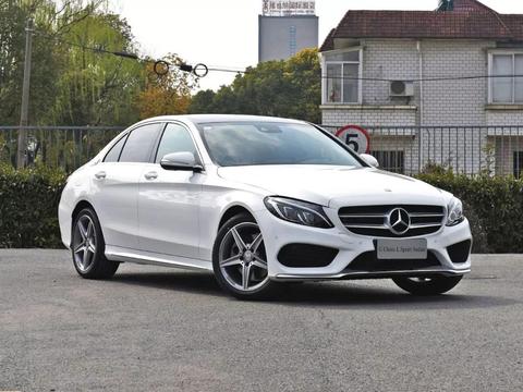 奔驰定速巡航失控不是事故，而是故事？CR-V停售，爆炸的3月！