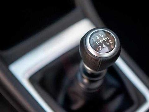 手动挡比自动挡更省油? 你以为变速箱还是当年福克斯的4AT