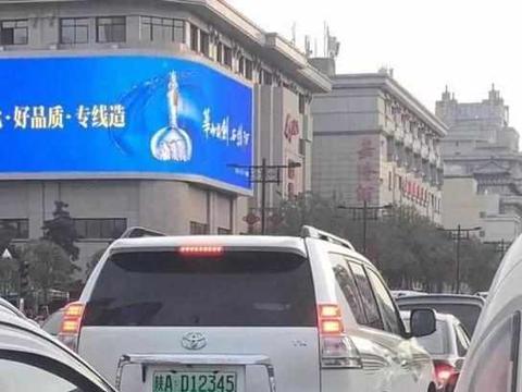 电动汽车见多了，纯电动丰田霸道见过吗？网友：这是“人才”！