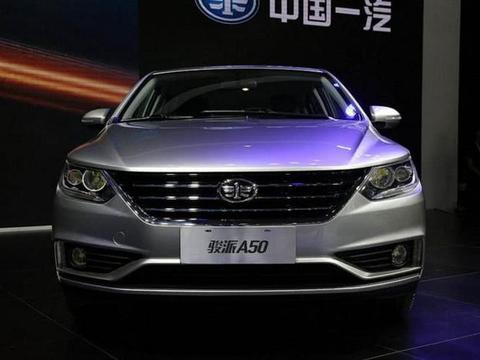 夏利终于迎来换代！颜值超朗逸起售价不到5万，月薪4000就能拿下