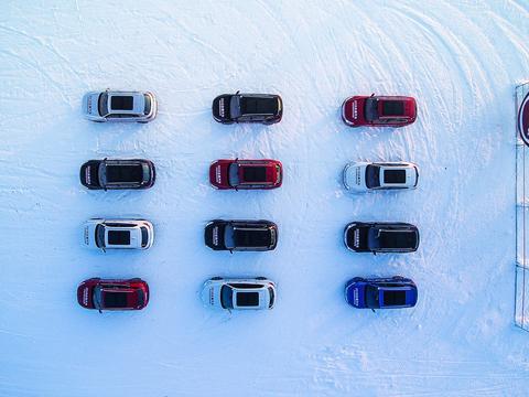 第一次耍冰雪，汉腾汽车秀出了个性