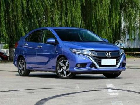 颜值不输思域，配CVT仅8万起，霸气掀背造型，买卡罗拉后悔了！