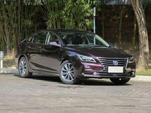 这车比思域漂亮，上市一周销量破万，9万起的中级车，放弃帕瑟特