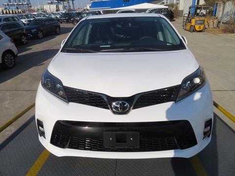 18款丰田塞纳两驱SE科技版豪华精致MPV