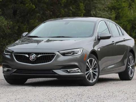 君威推出全新掀背版车型，空间更加灵活，18万起大众CC拿它没辙