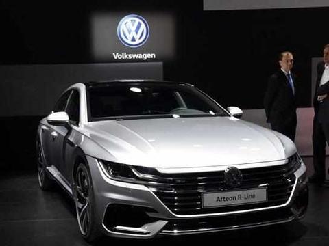 奔驰终于清醒了！全新“轿跑”已经到店