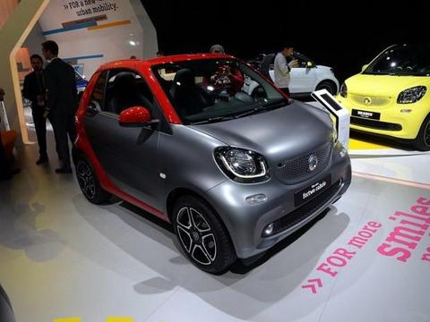 用十几万的价钱，买台敞篷装逼车是什么样的体验？