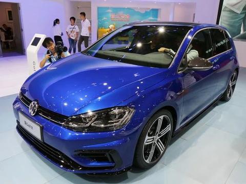 大众神车换代首推，白富美颜值力压思域，售12万或横扫劲敌