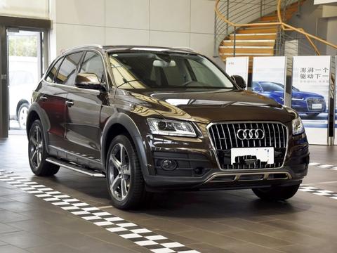 奥迪Q5，搭载2.0T涡轮发动机，性价比高过凯迪拉克XT5