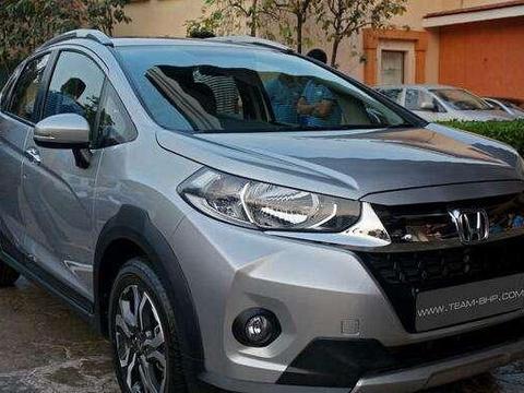 本田新款不输缤智，油耗低至3毛还配全景天窗，售8万远超哈弗H6