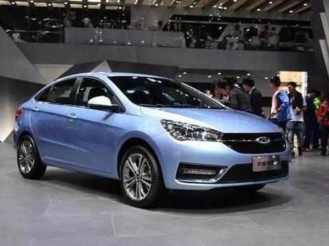 国产又出爆款，发动机堪称20年开不坏，售5万果断放弃速腾轩逸