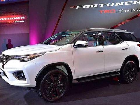 丰田推全新硬派SUV车型，还没开卖，就排队预售了