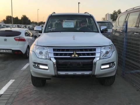 18款三菱帕杰罗V97金标3.8GLS突显运动风格