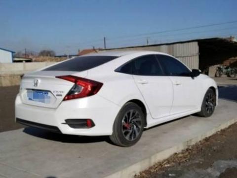 买车选择本田思域好不好？如今聪明人都买这车了，后悔知道晚了！