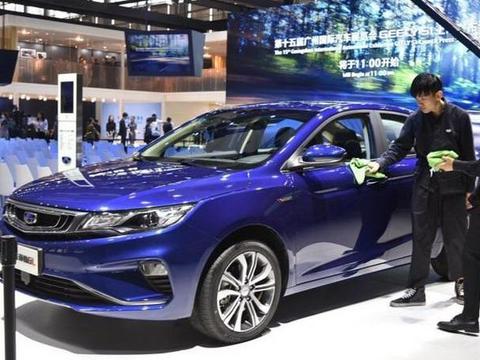 吉利这个爆款又升级，颜值甚至超过博瑞，朗逸英朗好日子到头了