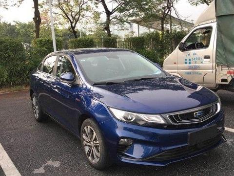 吉利新款帝豪GL现身广州车展，颜值再上新台阶，连合资车都怕了